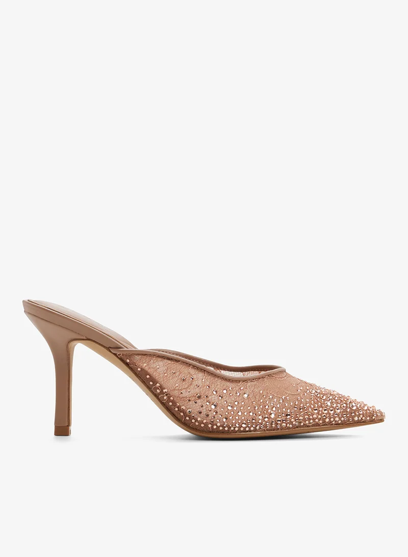 الدو صنادل جميلة بكعب